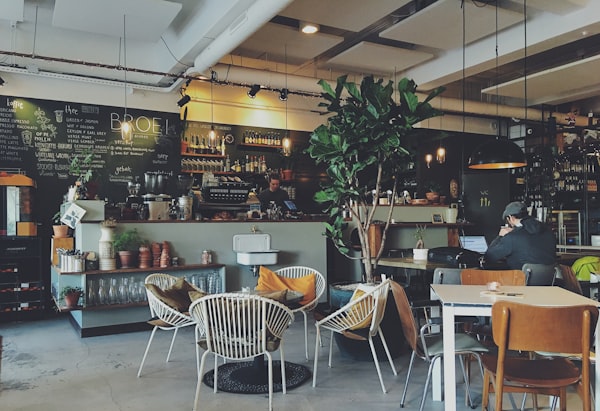 Owner Kafe Rimbo Kaluang